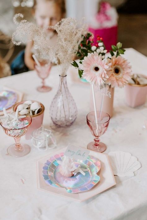 Boho mermaid party | Mermaid birthday party | 100 Layer Cakelet Vintage Mermaid Birthday Party, Modern Mermaid Birthday Party, Disco Mermaid Party, Boho Mermaid, Mermaid Boho Party, Minimal Mermaid Birthday Party, Girly Birthday Party, Mermaid Party Decorations, Beach Wedding Cake