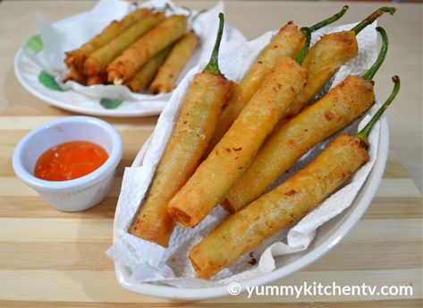 Tuna Dynamite Dynamite Recipe, How To Cook Tuna, Spring Roll, Green Chili, Chili Cheese, Food Business, Meat And Cheese, Appaloosa, Spring Rolls