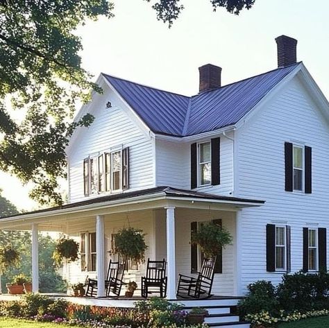 Farmhouse Plans on Instagram: "An absolute dream of a farmhouse design😍 Follow @farmhouseplans for more! • • • #farmhouse #modernfarmhouse #farmhome #farmhousedesign #farmhousestyle #farmhousedecor #farmhouseinspired #farmhousebathroom #farmhouselivingroom #house #housedesign #housedecor #homedecore #interiordesign #farmhouseliving #farmhouseplans #farmhousechristmas #farmhouselove #farmhousehappy #farmhouselife #farmhousefanatics" Old Farmhouse Layout, 1800s Farmhouse Exterior, 1870 Farmhouse, Grandmas Farmhouse, 1800s Farmhouse, Farmhouse Layout, Americana Farmhouse, Farm House Livingroom, American Farmhouse