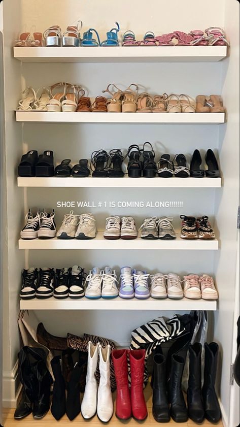 Shoe Rack In Closet, Wooden Shoe Rack Designs, Shoe Shelf In Closet, Wooden Shoe Rack, Shoe Room, Shoe Wall, Shoe Shelves, Closet Decor, Wooden Shoe