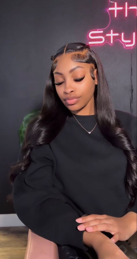 Wig Hairstyles Deep Wave, Hairstyles Deep Wave, Cute Frontal Hairstyles, Hair Wig Styles, Frontal Hairstyles Ideas, Black Hair Wig, Hairstyles Weave, Wave Hairstyles, Lemonade Braids Hairstyles