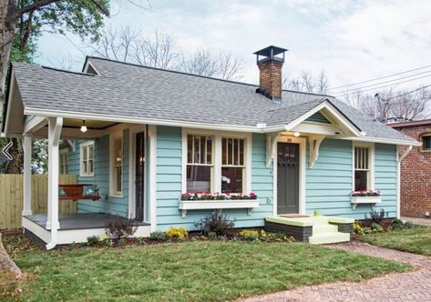 Atlanta, Georgia Home Remodeling Exterior, Renovation Exterior, Piscina Interior, Southern Living House Plans, Little Cottages, Small Cottages, Cottage Wedding, Storybook Cottage, Tiny Cottage