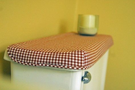 A slip-cover for the back of a toilet tank? Yes, please, in gingham fabric, of course! Toilet Tank Cover, Hanging Artwork, Toilet Tank, Please Stop, How To Sew, Frugal Living, Gingham