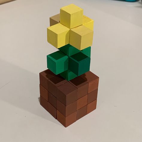 Wooden Cube Minecraft, Minecraft Flower Pot Diy, Minecraft Bee Wooden Blocks, Minecraft Flower Block Diy, Minecraft Wood Block Craft, Wooden Block Minecraft, Minecraft Flowers Wooden Blocks, Minecraft Cube Art, Minecraft Wooden Block Crafts