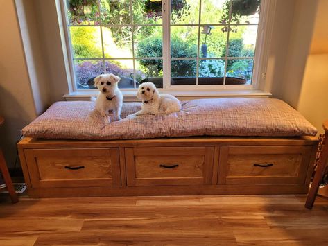 Window Dog Bench, Window Seat Dog Bed, Window Dog Bed, Window Seat With Drawers, Window Bench Seat With Storage, Dog Window Seat, Bench Window Seat, Potting Bench Plans, Diy Bench Seat