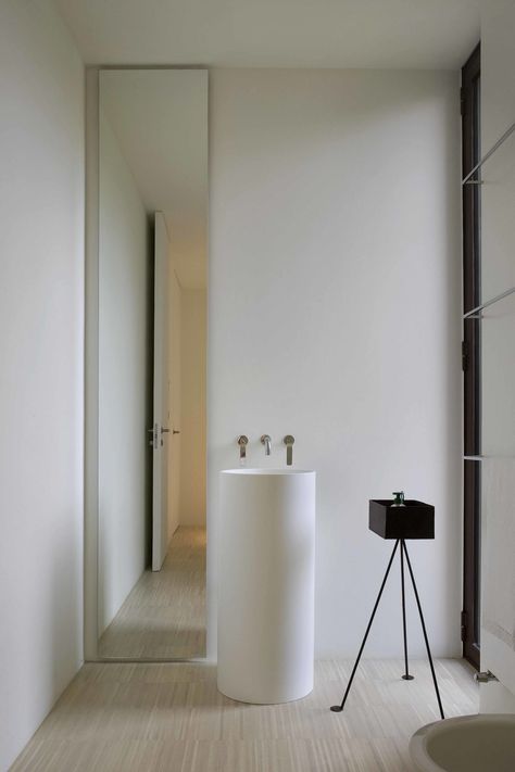 Piero Lissoni, Barbara Corsico · House in the Tuscan Countryside. Grosseto, Iyaly · Divisare Mirror In Bathroom, Freestanding Sink, Tuscan Countryside, Piero Lissoni, Tuscan Design, Countryside House, In Bathroom, Length Mirror, Simple Bathroom