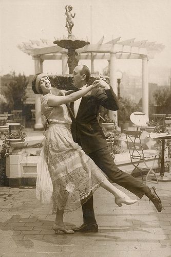 The foxtrot// Foxtrot Dance, Dolly Sisters, Hidden Language, Fox Trot, Vintage Dance, Dance Like No One Is Watching, Iconic London, Shall We Dance, Dance With Me