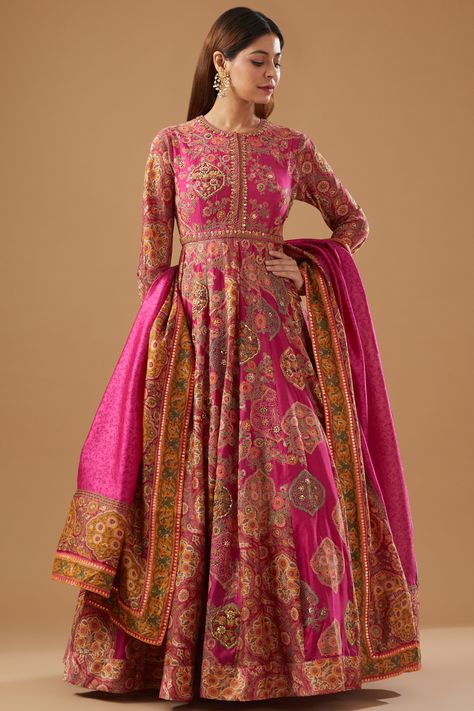 Featuring a pink kalidar anarkali in chanderi base with mughal print and embroidery. It is paired with a matching printed dupatta. . #perniaspopupshop #whatiworewastrending #ppuslove Kalidar Anarkali, Cultural Clothing, Ridhi Mehra, Printed Anarkali, Print And Embroidery, Printed Dupatta, Indian Fashion Designers, Pernia Pop Up Shop, Pop Up Shop