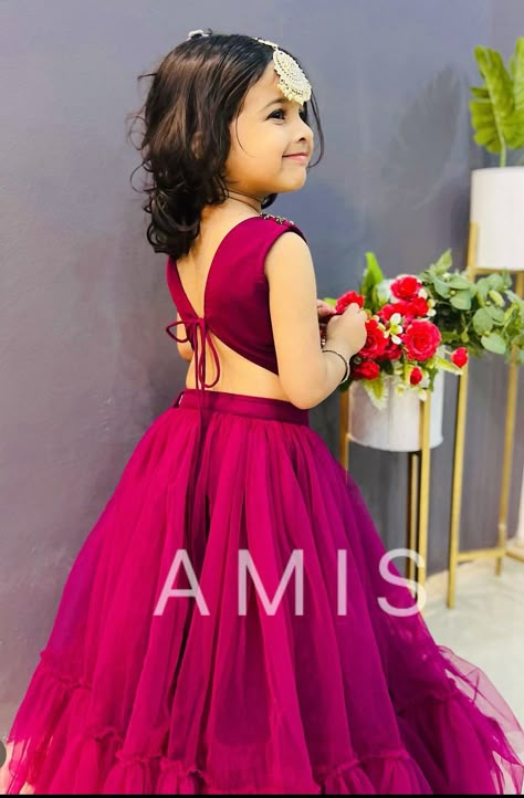 Traditional Dresses For Baby Girl, Kids Lehanga Blouses Designs, Baby Lehenga Blouse Designs, Baby Girl Chaniya Choli Design, Chaniya Choli For Baby Girl, Kids Crop Top Lehenga Designs, Kids Blouse Designs For Lehanga, Blouse Designs For Kids, Kids Lehanga Design