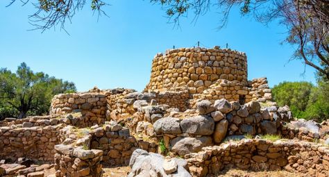 The Nuragic Towers are impressive visual remainders of civilization on Sardina long pre-dating the Romans. Roman Literature, Roman Ruins In France, Volcanic Stone, The Romans, Dry Stone, 11th Century, Bronze Age, Ancient Cultures, Sardinia