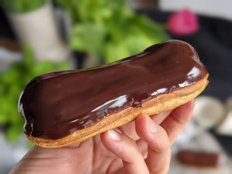 Gluten Free Eclairs - My Gluten Free Guide Gluten Free Eclairs, Gf Pastry, Nutella Icing, Eclair Cream, Gluten Free Guide, Eclair Recipe, Gluten Free Pastry, Special Diet, Choux Pastry