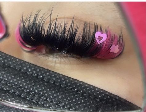 Volume Color Lash Extensions, Lash Extensions With Pink In Them, Pink Lash Extensions Styles, 2k Aesthetic Wallpaper, Black And Pink Lash Extensions, Valentine Lashes Extensions, Cute Lash Extensions With Color, Eyelashes With Pink, Valentine Eyelash Extensions