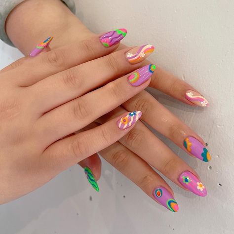 Polly Pocket Nails, Color Flower Nails, Nail Art Color, Nails Funky, Round Nails, Color Flower, Polly Pocket, Funky Nails, Art Color