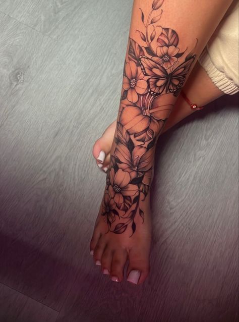 Cute Foot Tattoos, Arm Sleeve Tattoos For Women, Tattoos Infinity, Ankle Tattoos For Women, Cute Hand Tattoos, Pretty Hand Tattoos, Foot Tattoos For Women, More Feminine, Tattoos For Black Skin