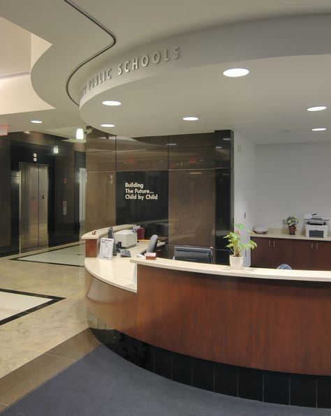 Front Office School Decor Reception Areas, Highschool Front Office, University Reception Design, High School Front Office, School Lobby Design Entrance, School Interior Design Lobby, Medical Receptionist Aesthetic, Secretary Office Design, Front Desk Aesthetic