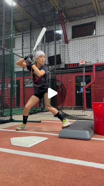 Julia Blarr on Instagram: "Working with Quinn on a good coil on her load & rotating behind a strong front leg 💯 Love this drill to help hitters from sliding forward or jumping to the ball  ••• #softball #fastpitch #fastpitchsoftball #softballdrills #softballdevelopment #hittingdrills #hittingcoach #infielddrills #infieldcoach #infield #hitting #infielder #infielders #outfield #outfielder #hittingtips" Hitting Drills Softball, Softball Hitting Drills, Softball Hitting, Softball Workouts, Softball Drills, Softball Stuff, Fastpitch Softball, The Outfield, Baseball Softball