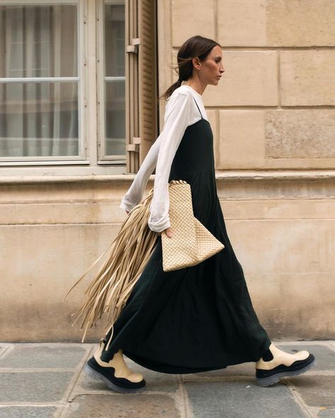 Loulou De Saison - Chloé on Instagram: “My relationship with Monday...don’t look at me I don’t look at you @threegraces #spon” Bottega Veneta Boots, Knit Polo Dress, Casual Fashion Trends, Looks Pinterest, My Relationship, Preppy Dresses, Lug Sole Boots, Michelle Pfeiffer, Looks Street Style