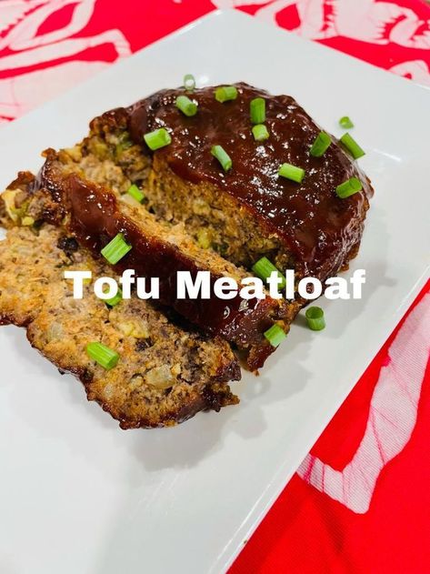 Tofu Meatloaf, Meatless Loaf, Vegetarian Loaf, Vegan Meatloaf Recipe, Vegetarian Meatloaf, Vegan Meatloaf, Homemade Meatloaf, Vegan Entree, Tofu Dishes