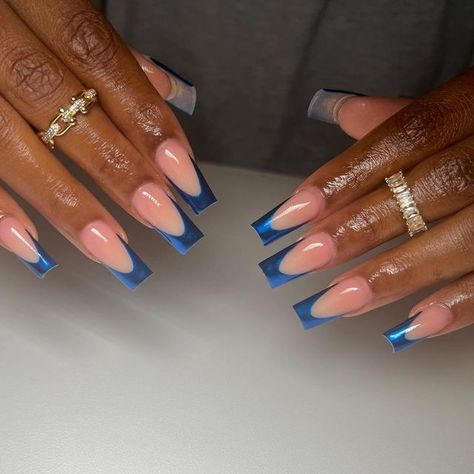 Chrome Nails Designs French Tip, Metallic Blue French Nails, Summer Acrylic Nails Chrome, Metallic Blue Acrylic Nails, Dark Blue French Tip Nails With Design, Blue Metallic French Tip Nails, Dark Blue Metallic Nails, Blue Chrome Tip Nails, Dark Blue Chrome Nails French Tip