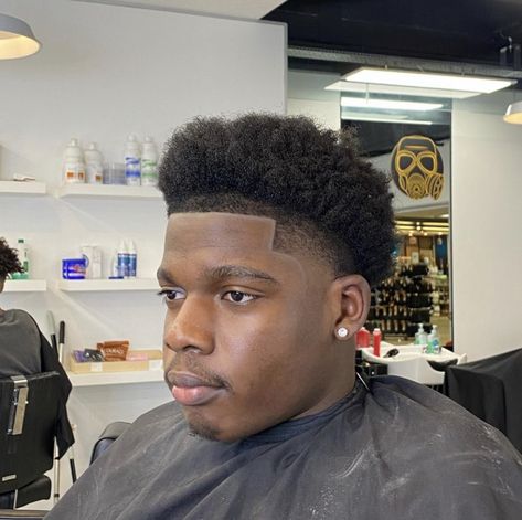 Black Male Haircuts Taper, Tapered Hairline Black Men, High Taper Black Men, Front Taper Hairline, Front Taper Haircut Black Men, Afro Men Hairstyles, High Taper Fade Haircut Black, Mid Taper Fade Haircut Black Men, Taper Hairline