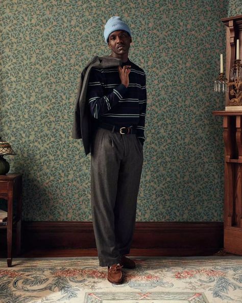 Streetwear's Preppy Resurgence Is Just Getting Started Ivy League Style, Ivy Style, Prep Style, Aime Leon Dore, Navy Hoodie, Winter 2022, Mode Inspiration, Fast Fashion, Preppy Style