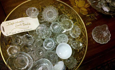 New Uses for Vintage Crystal Salt Dishes Salt Cellar Vintage, Vintage Salt Cellars, Cellar Ideas, Antique Stuff, Salt Container, Salt Dish, Dish Display, Crystal Coasters, Crystal Dishes