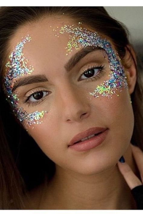 Mermaid Glitter Makeup, Festival Glitter Looks, Face Glitter Ideas Festival, Face Glitter Ideas, Body Glitter Ideas, Glitter Face Festival, Glitter Face Makeup, Makeup Unique, Festival Makeup Tutorial