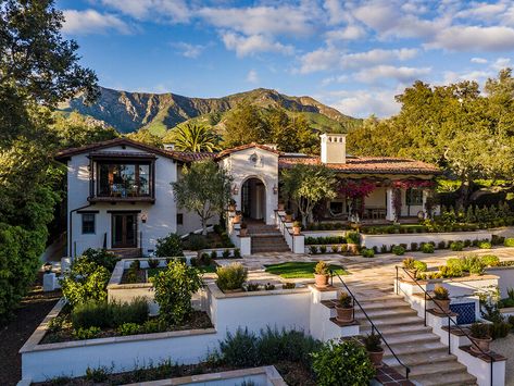 Montecito Spanish Colonial Remodel — Allen Construction Style Hacienda, Colonial Remodel, Mediterranean Exterior Homes, Mediterranean Homes Exterior, Spanish Colonial Homes, Hacienda Homes, Spanish Revival Home, Mediterranean Exterior, Hacienda Style Homes