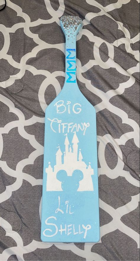 Mamma Mia Paddle Sorority, Disney Sorority, Country Paddle Sorority, Sorority Paddles Disney, Greek Life Paddles, Paddle Sorority Big, Theta Chi, Big Little Paddles, Greek Paddles