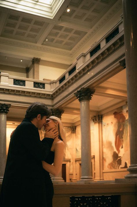 North Eastern Engagement photos at Carnegie Museum of Art and Natural History in Oakland Pittsburgh PA, Carnegie Museum of Art Architecture Grand Staircase at Carnegie Museum of Art photos in Pittsburgh, Get inspired by engagement location ideas, non traditional engagement photos inspo, engagement outfit ideas dress inspo, engagement  aesthetic, Urban City engagement ideas, and engagement photos ideas PA! Book Natalia for your Pittsburgh engagement or Pittsburgh wedding at nataliabaqueiro.com Engagement Photos Museum Aesthetic, Museum Engagement Pictures, Art Museum Photoshoot Couple, National Gallery Of Art Washington Dc, Art Museum Engagement Shoot, Museum Engagement Shoot, Museum Photoshoot Ideas Couple, Engagement Photos Art Museum, Dark Academia Engagement Photos