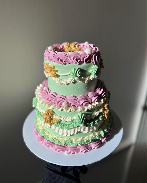 Vintage birthday cake decoration Three Layer Cake Birthday, Birthday Cake 3 Layers, Vintage Layer Cake, Multi Flavor Layer Cake, Multi Colored Cake Layers, Tiered Cakes Birthday, Vintage Birthday Cakes, Birthday Cakes For Teens, Happy Birthday Cakes