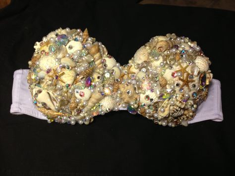 Seashell Top, Bedazzled Bra, Rave Bras, Shell Bra, Mermaid Bra, Mermaid Top, Mermaid Halloween, Costumes Diy, Mermaid Crown