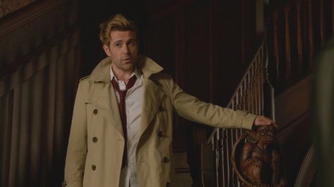 Matt Ryan Constantine, John Constantine, Matt Ryan, Dc Legends Of Tomorrow, Tv Characters, Superwholock, Marvel Dc Comics, Marvel Dc, Movies And Tv Shows