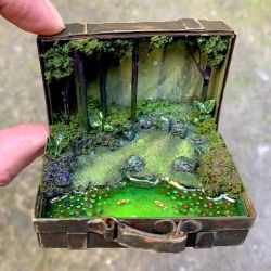 Jar Diorama, Forest Diorama, Diy Diorama, Diorama Diy, Diorama Art, Mini Diorama, Diorama Ideas, Altered Tins, Fairy Garden Designs