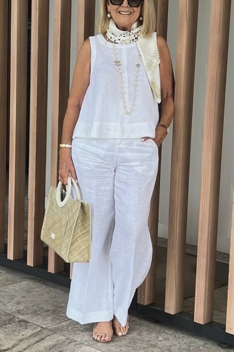 Elegant Linen Sets For Daywear, Elegant White Linen Sets, White Linen Casual Sets, Chic White Linen Sets, Linen Outfits For Women Classy, Casual Summer Wide-leg Pant Set, Embellishments Fashion, Linen Outfits For Women, Comfortable Bra