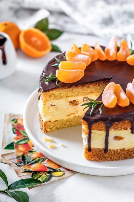 Mandarin Cake, Mandarin Orange Cake, Orange Mousse, Unique Salad, Orange Chocolate Cake, Summer Salads With Fruit, Bowl Cake, Elegant Desserts, Elegant Cakes