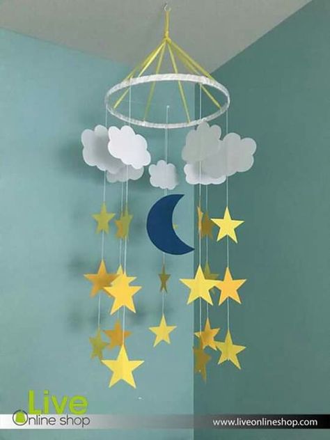 Mobile Images, Paper Mobile, Mobile Nursery, Ramadan Crafts, Paper Handmade, Baby Crib Mobile, Yellow Paper, Nursery Mobile, Paper Stars