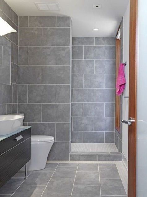 Design Interior Baie, Showers Without Doors, Doorless Shower, Grey Bathroom Tiles, Small Showers, Decor Baie, Bathroom Remodel Shower, Basement Bathroom, Trendy Bathroom