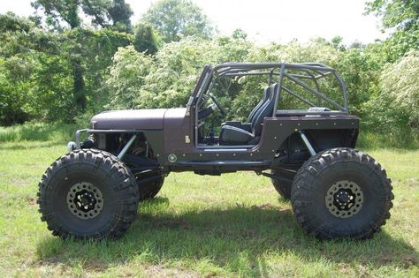 85 jeep rock crawler - Pirate4x4.Com : 4x4 and Off-Road Forum Jeep Rock Crawler, Super Pictures, Cj Jeep, Badass Jeep, Jeep Photos, Jeep Yj, Jeep Cj7, Custom Jeep, Jeep Wrangler Yj