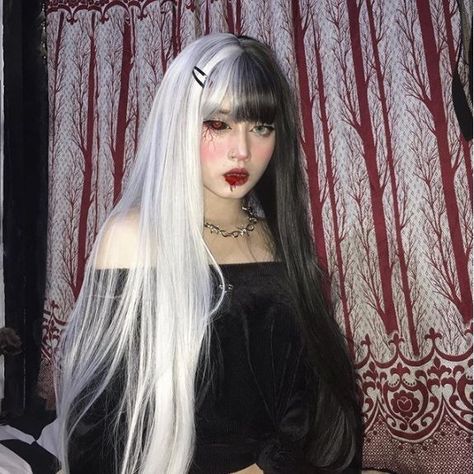 Half White And Black Hair, Half Platinum Half Black Hair, Half White Half Black Hair, Black And White Hair Aesthetic, Arctic Fox Transylvania, Half Black Half White Hair, Long Straight Hair With Bangs, Straight Hair With Bangs, Black And White Wig