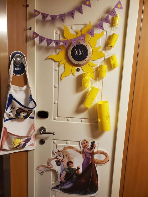 Disney World Hotel Door Decorations, Disney Window Decoration Resorts Ideas, Disney Resort Window Decorations, Disney Merrytime Cruise Door Decorations, Disney Cruise Stateroom Door Decorations, Disney Cruise Door Decorations, Birthday Door, Disney Cruise Fish Extender, Disney Cruise Door