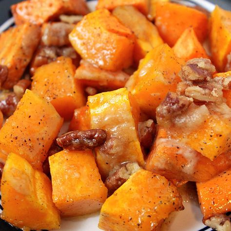 Roasted Butternut Squash and Sweet Potatoes Recipe Butternut Squash Sweet Potato Recipes, Pecan Roasted, Butternut Squash Side Dish, Paleo Breakfast Recipes, Butternut Squash Recipes Roasted, Butternut Squash Sweet, Paleo Recipes Breakfast, Healthy Breakfast Recipes Easy, Roasted Pecans