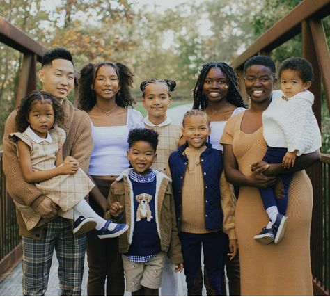 Blended Family Aesthetic, Interracial Family Photos, Blasian Family, Interacial Families, Blasian Couple, Easter Family Pictures, Mixed Families, Interracial Family, Interacial Couples