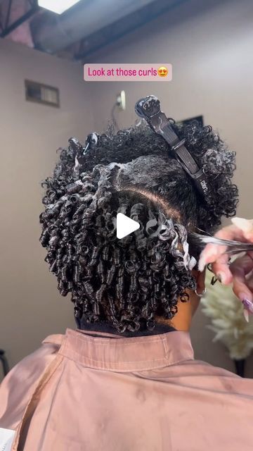 Short Hair Coils Natural Curls, Hair Coils Hairstyles, Coil Curls On Natural Hair, Finger Coils Short Natural Hair, Fingercoils Hairstyle, How To Do Finger Curls, Short Spiral Curls, Finger Curls Natural Hair, 4c Finger Coils