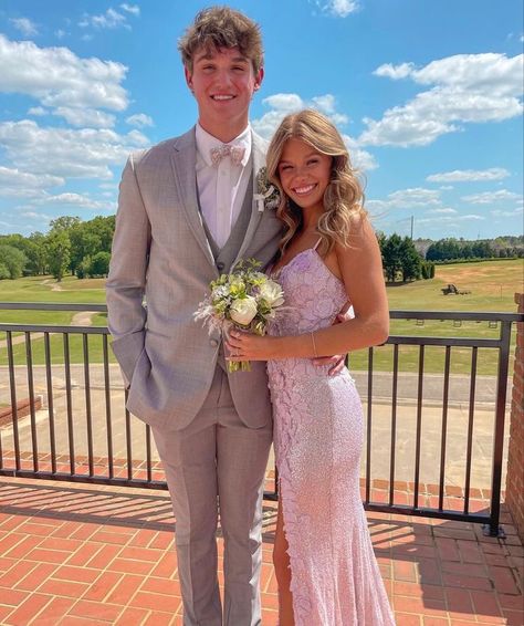 Prom Date Inspiration, Casual Prom Pictures, Light Pink Fitted Prom Dress, Prom Dresses School, White And Pink Prom Couple, Bf And Gf Prom Pictures, Lilac Prom Dress Couple, Iridescent Prom Dress Couple, Prom Couples 2023