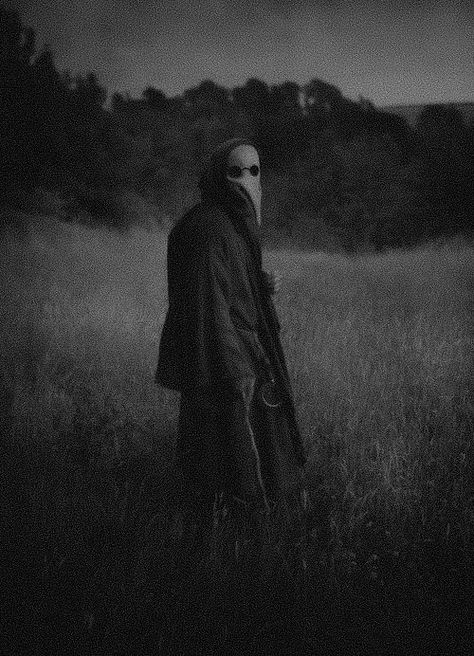 Plague Mask Aesthetic, Plague Doctor Mask Aesthetic, Black Plague Aesthetic, Plague Doctor Aesthetic Dark, Halloween Mask Aesthetic, Plague Aesthetic Dark, Plauge Doctor Aesthetic, Nocticadia Aesthetic, Mask Aesthetic Dark