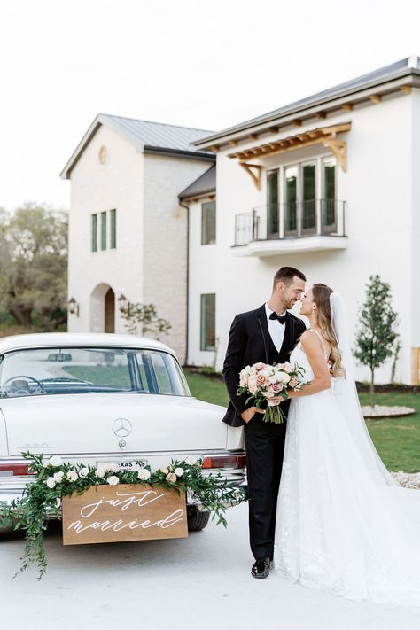 Bride and groom wedding portraits | Reiley and Rose | Central Texas Wedding Floral Designer | The Preserve at Canyon Lake | hill country wedding venue, romantic wedding, pink wedding inspo, classic wedding, candlelit wedding | via reileyandrose.com The Preserve At Canyon Lake, Elegant Floral Arrangements, Candlelit Wedding, Hill Country Wedding Venues, Modern Wedding Venue, Hill Country Wedding, Canyon Lake, Wedding Pink, Central Texas