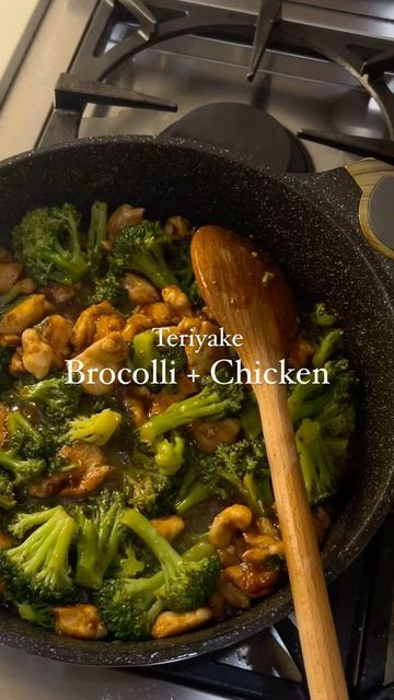 Cubed Chicken Breast Recipes, Broccoli And Chicken, Soy Sauce Garlic, Season Chicken, Boiled Chicken Breast, Fry Chicken, Broccoli Chicken, Honey And Soy Sauce, Healthy Food Menu