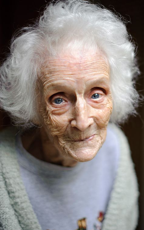 kind eyes and a smirky smile...I love old women like this who will grab your hand and talk to you for an hour. The Velveteen Rabbit, 얼굴 드로잉, Velveteen Rabbit, 얼굴 그리기, Old Faces, Face Reference, Old Woman, Old People, People Of The World