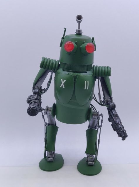 Recycled Robot, Diy Robot, Plastic Material, Robot Art, Recycled Plastic, Recycling, Miniatures